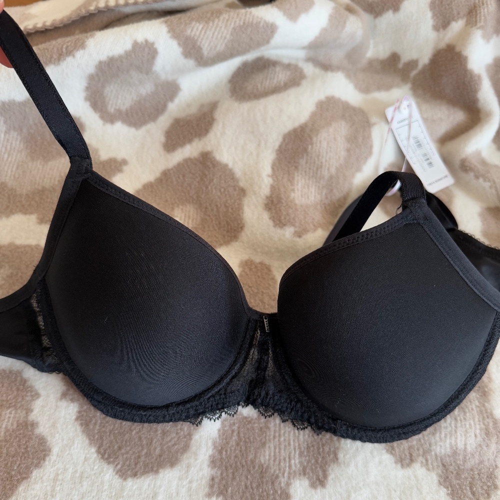Freya Signature Underwire Moulded Spacer Bra UK 28E